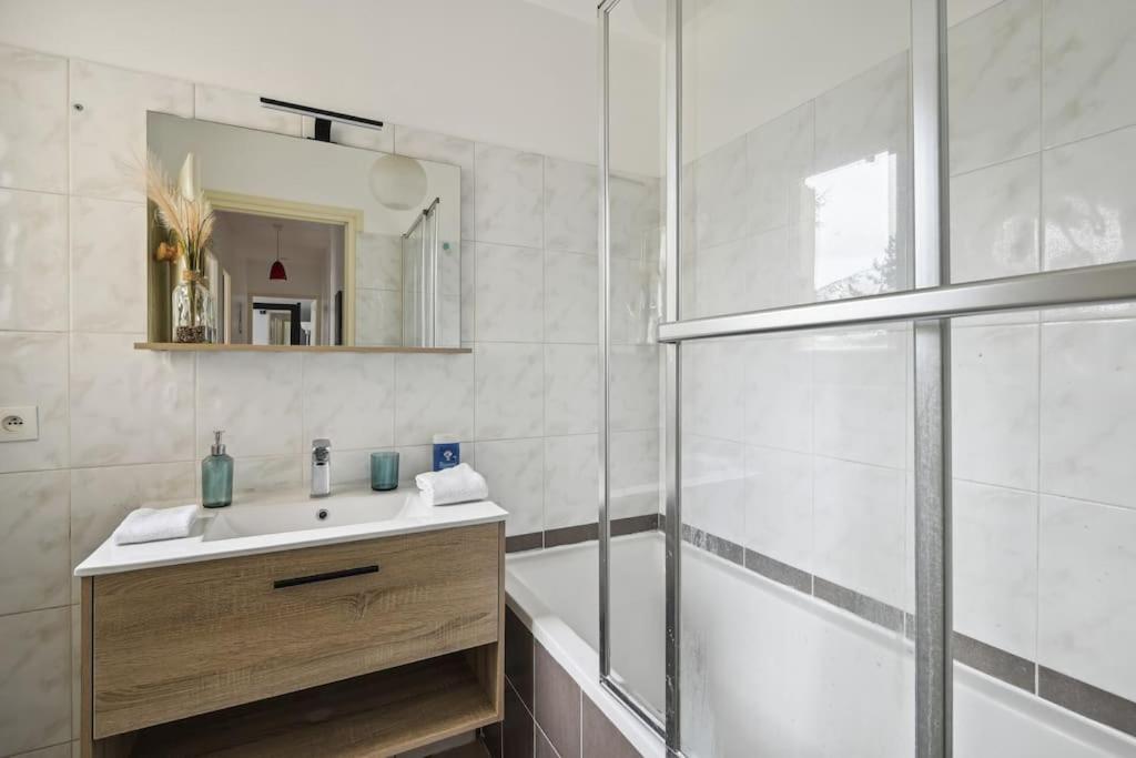 "Joie De Vivre" - Parisian Spacious & Charming Flat Asnières 外观 照片